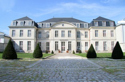 Cour d'honneur du château - Entrée visiteurs